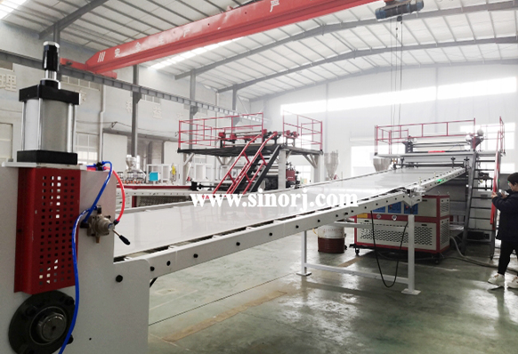 UV大理石板工廠內(nèi)試機